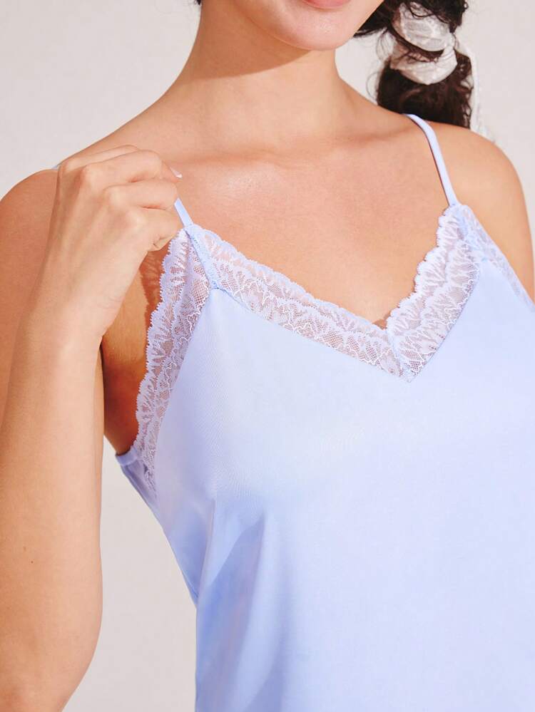 Nuisette de mariée en satin de soie bleu avec dentelle élégante, décolleté en V, bretelles, vêtement d'intérieur aérien, robe de nuit, lingerie pouvant être portée à l'extérieur, nuisette et pyjama, pour le printemps et l'été