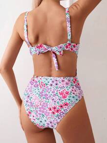 SHEIN Swim Springbreak Women Holiday Beach Ditsy Floral One-Piece Swimsuit For Summer Beach Vacation