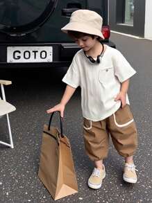 2pcs/Set Boys White Textured Wavy Pattern Short Sleeve Pocketed Top & Khaki Color 3/4 Length Pants With Contrast Pocket Trim, Suitable For School, Travel, Vacation, Casual Daily Wear