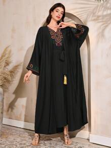 Al Najma 女士休闲刺绣阿拉伯传统长裙，朴素长袍 - 黑色 - 查看 4