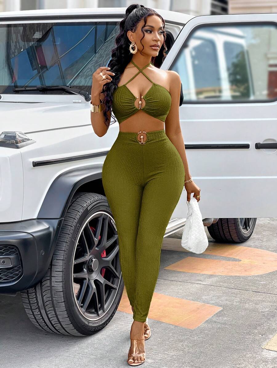 VaVaBold Metal Buckle, Sleeveless Top And Solid Color Pants Suit