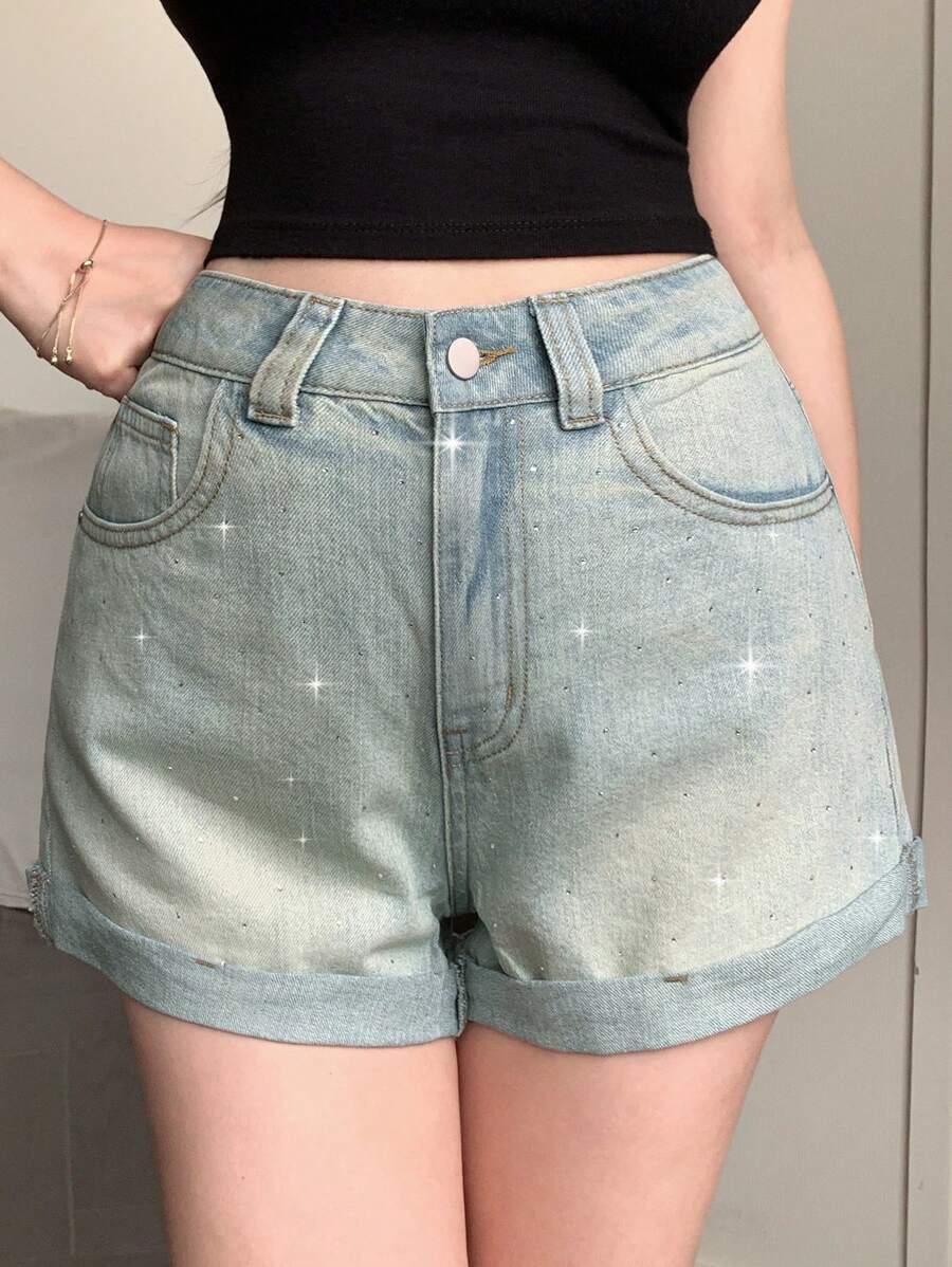 DAZY 女士夏季做旧破洞口袋设计铆钉下摆休闲牛仔短裤亮片 - 淺色水洗藍 - 查看 1