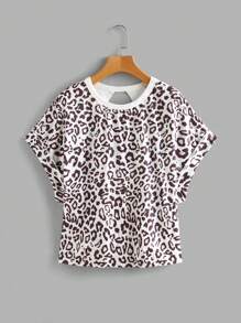 SHEIN Essnce 2025 年女士夏季服装：豹纹蝙蝠袖露背 T 恤、宽松复古休闲镂空后背上衣、复古短袖日常装 - 彩色 - 查看 2