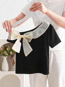 SHEIN Maglietta aderente a maniche corte con decorazione a fiocco sulla spalla, stile elegante signorile per ragazze adolescenti