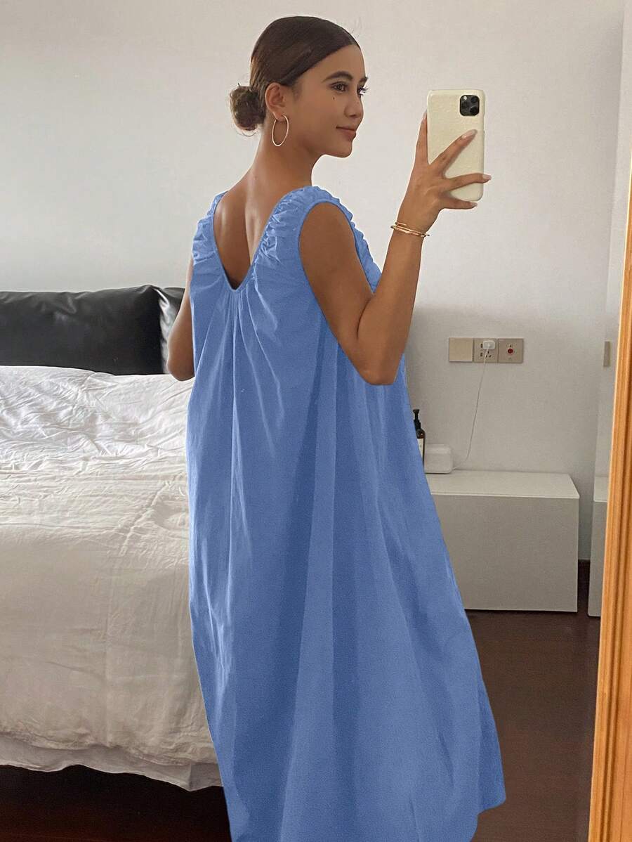 Livesso Minimalist Pleated Design Sleeveless Long Nightgown Pajama - Blue - View 1