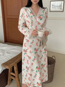 DAZY 春季浪漫花卉印花蕾丝花边松紧腰荷叶边袖睡袍睡衣