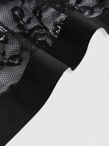 ROMWE Gothic Style Front Closure Lace Wireless Sexy Lingerie Bra For Women - Black - View 3