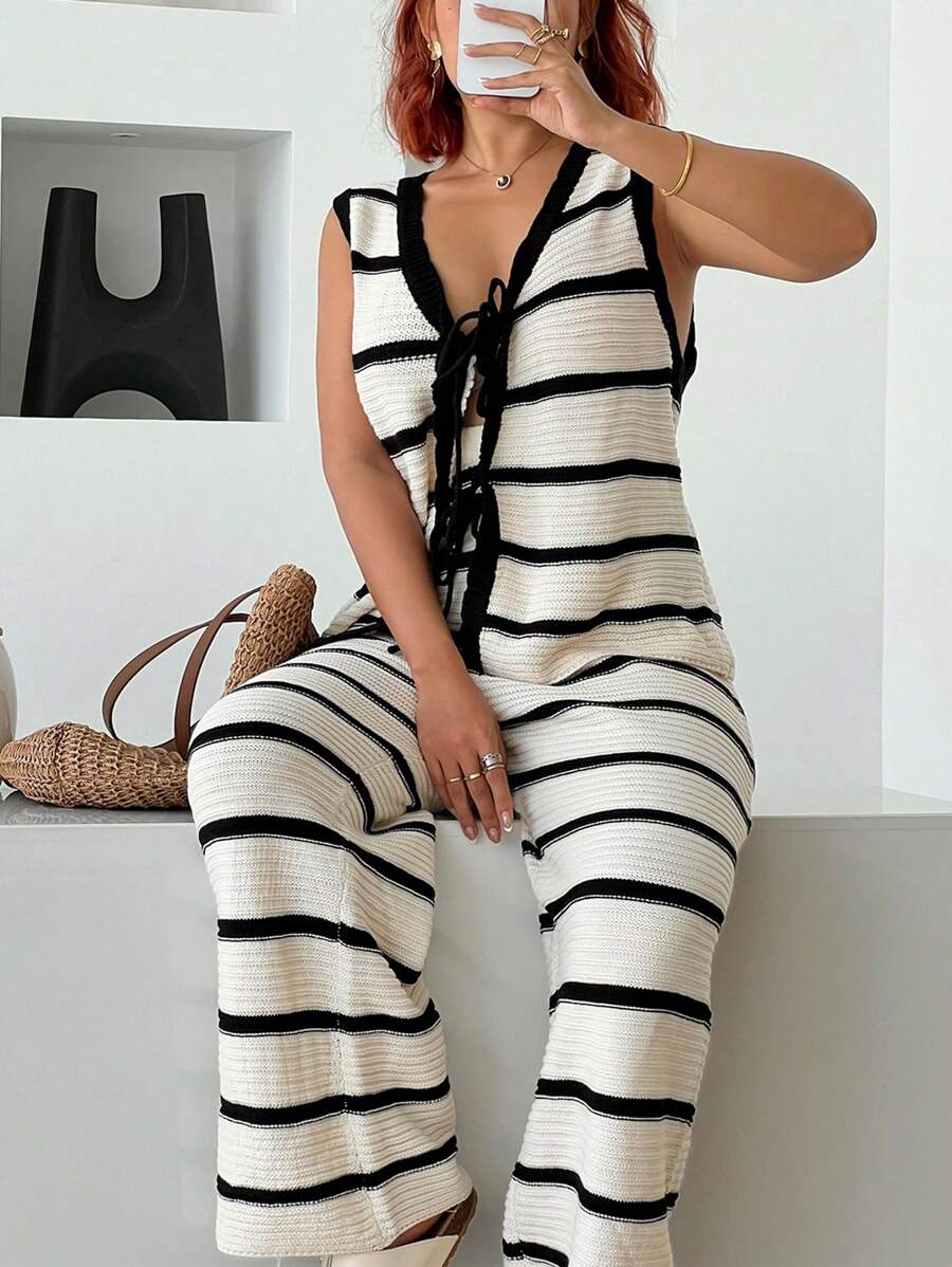 SHEIN Frenchy 2pcs Plus Size Women Set: Sleeveless V-Neck Tied Striped Top + Pants - Black and White - View 1