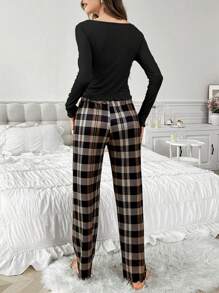 两件套纯色罗纹修身长袖睡衣套装，含格子印花长裤，秋冬服装