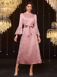 Al Najma Vestido abaya de manga de campana con cuello redondo y bordado floral para mujer