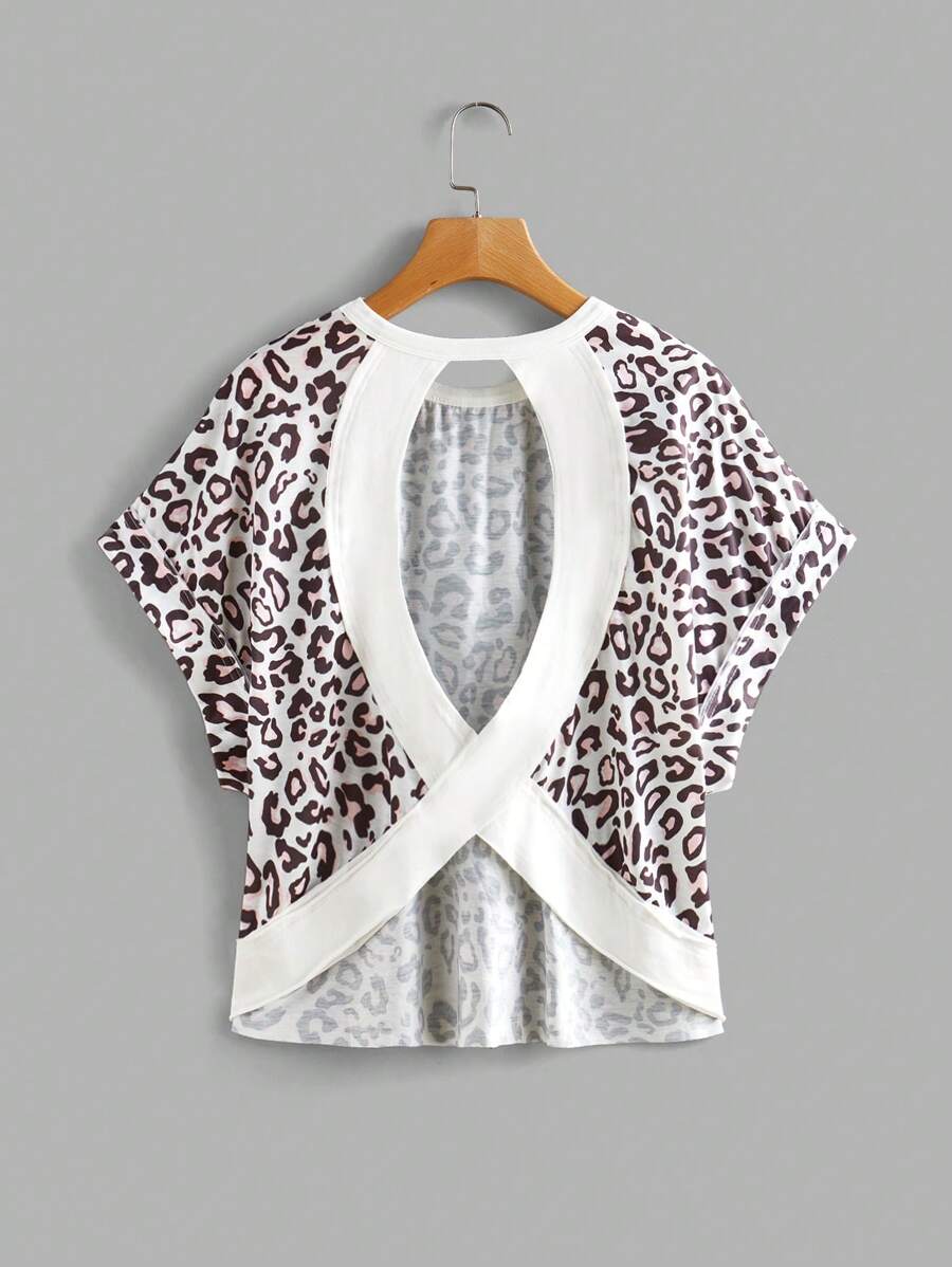 SHEIN Essnce 2025 年女士夏季服装：豹纹蝙蝠袖露背 T 恤、宽松复古休闲镂空后背上衣、复古短袖日常装 - 彩色 - 查看 1