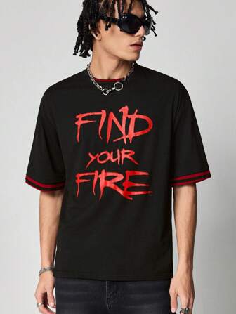 Grunge Punk T-shirt casual simple à manches courtes col rond avec bande contrastée et imprimé lettres pour hommes