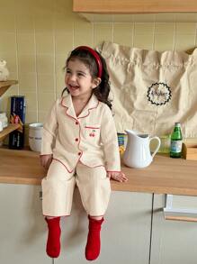 SHEIN Dozemod 女婴可爱简约樱桃印花翻领前开长袖长裤休闲舒适睡衣套装，2 件 - 彩色 - 查看 3