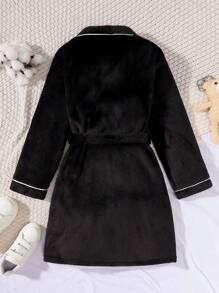SHEIN 男大童雙口袋拼接滾邊腰帶法蘭絨睡袍 - 黑色 - 查看 2