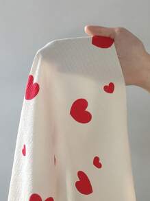 Conjunto de pijama de talla grande con camiseta de tirantes de unicolor y pantalones cortos con estampado de corazones