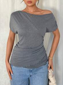 Chiquease Camiseta fruncida con hombro asimétrico de unicolor para mujer, de estilo minimalista, apropiada para el verano