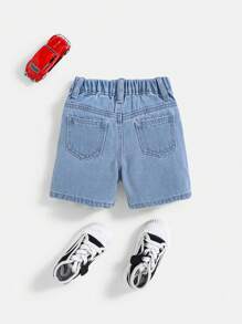 SHEIN Pantalones cortos vaqueros azules de ajuste holgado con parches, efecto desgastado, rotos y deshilachados, para niño pequeño, estilo callejero fresco de verano, ropa de calle primavera/verano, vacaciones de primavera - Azul lavado medio - Ver 2