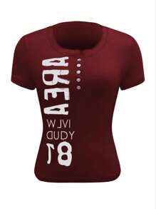 SHEIN EZwear 女士酒红色字母纽扣半襟短袖休闲短款 T 恤 - 酒紅色 - 查看 3