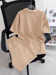 SHEIN 2pcs Teen Boy Casual Vacation Wave Pattern Loose Collar Short Sleeve Shirt And Shorts Set