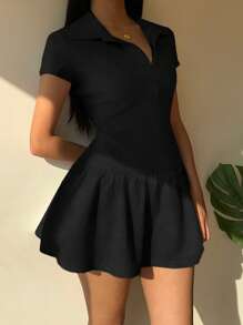 SHEIN EZwear Kleid mit gerüschtem Saum, Knopfverschluss, einfarbig, Kurzarm