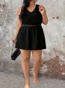 SHEIN LUNE 大码休闲和工作纯色蕾丝边无袖连体衣