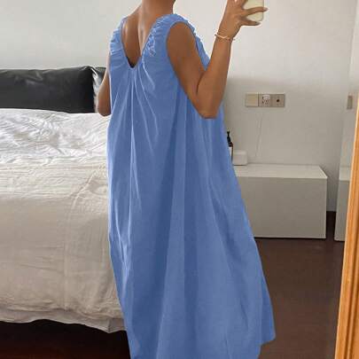 Minimalist Pleated Design Sleeveless Long Nightgown