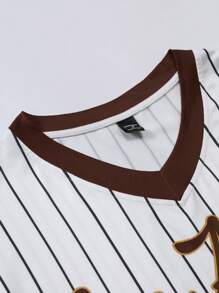 Manfinity Sporsity Plus Size Men's Oversized Casual Graphic Print Loose Fit T-Shirt, Athletic Style