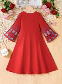 SHEIN Young Girls Print Detailed Long Dress