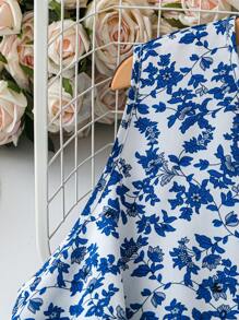 SHEIN LUNE Plus Size Blue And White Porcelain Printing Women Resort Tropical Plant Print Sleeveless Round Neck Dress Summer Outfits For Women Casual Sundress Easter Vacation - Blue and White - View 4