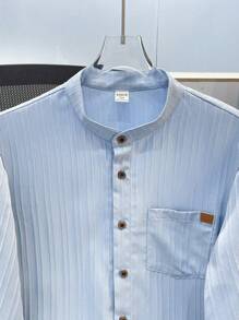 SHEIN Leap Crew 1 件青少年男孩休闲校园柔软纹理立领贴袋百搭百搭衬衫