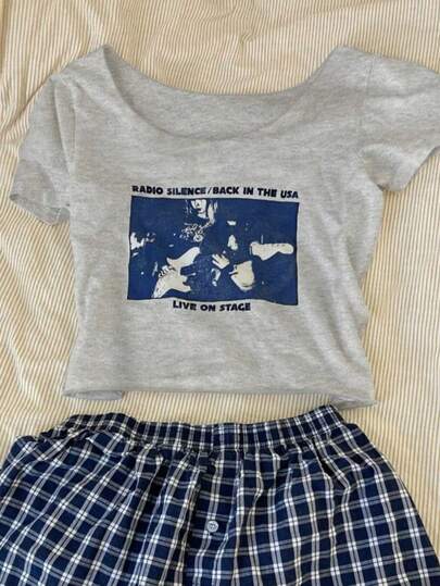 女士圆领短袖印花休闲 T 恤，适合日常穿着，短款上衣，图案 T 恤，女士上衣