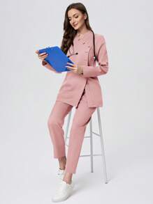 Scrubzie Set Seragam Medis Wanita dengan Atasan Lengan Panjang Kerah Tegak Anti Kerut dan Celana Panjang - Berwarna merah muda - View 3