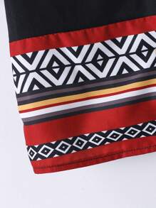 Young Boy Khaki National Day Abaya Kaftan Jalabiya Tunic Festival Traditional Totem Retro Print Patchwork Contrast Color Short Sleeve Button-Up Shirt + Black Shorts 2pcs Set, Modest & Comfortable Suitable For Party, Family Gathering - Black - View 5