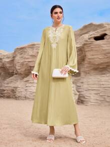 Al Najma Women's Floral Embroidery Round Neck Loose Arabic Dress