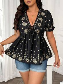 Breezaya Blusa ajustada de manga corta con cuello en V profundo y estampado floral para mujer de talla grande