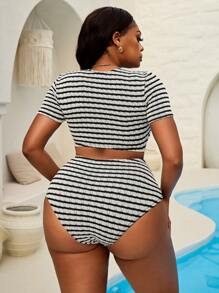 SHEIN Swim Curve Plus Size Women's 2 Pieces Set New Deep-V Twist-Front Short Sleeve High-Waist Triangle Bikini, Fashionable Casual Beach Swimming Suit