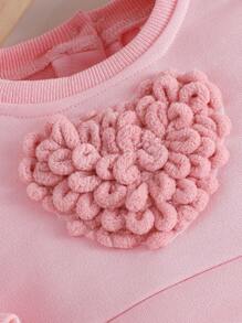 Infant/Toddler Girl Sweet Mesh Tulle Dress With 3D Furry Heart Decor, Suitable For Spring/Autumn