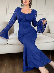Feyla Elegant Women's Square Neck Lace Flare Sleeve Fishtail Hem Dress