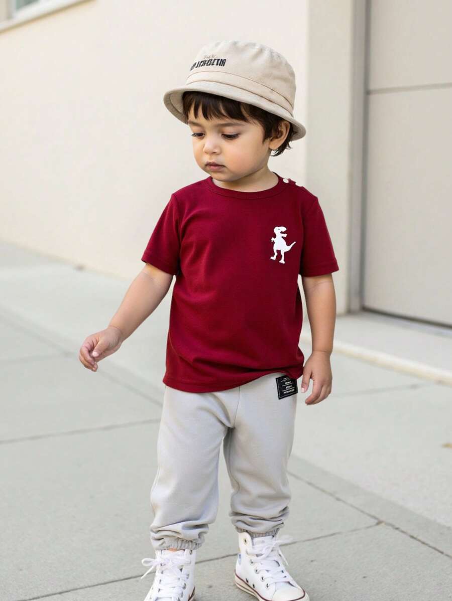 SHEIN Playful Pals Baby Boy Casual Simple Cute Dinosaur Print Short Sleeve T-Shirt And Solid Color Elastic Waist Pants 2 Pieces Outfit Set, Suitable For Summer Outdoor Wear Boy Toddler Clothes Boy Infant Clothes Boy Clothes Toddler - Multicolor - View 1