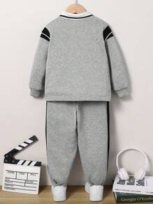 SHEIN 2pcs/Set Young Boys' Casual School Style Comfortable And Fashionable Simple Practical Embellished Fleece Pullover With Pants, Suitable For Kids Outfits, Back To School, Young Boy Clothes, School Uniform, Daily Wear, Outdoor, Sports, Autumn And Winter Season