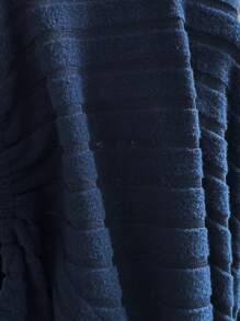 SHEIN Gaun Tidur Panjang Ukuran Plus Longgar dengan Patchwork Renda Kontras, Leher Persegi, Lengan Pendek, Gaun Tidur Moo Moo - Navy Blue - View 7