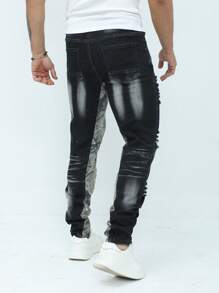 Manfinity Roughcore Jeans pitillo de mezclilla con estampado de camuflaje, parches y rotos para hombre - Negro - Ver 2