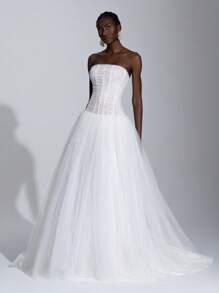 Elitara Elegant White Lace Splice Mesh Bustier, 3D Fish Bone Tapes Mesh, Champagne Lining Super Flared A-Line Hem, Adjustable Back Ties, Extra Long Train Wedding Dress, Bride