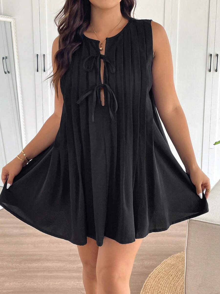 SHEIN Frenchy 女式加大码圆领系带前后褶皱设计休闲黑色连衣裙