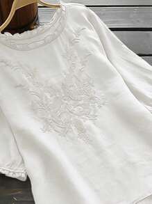 EMERY ROSE Short Eyelet Embroidery Round Neck Women Shirt - White - View 3