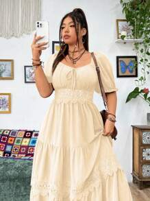 Flirla 大码女式甜心领蕾丝荷叶边下摆优雅连衣裙