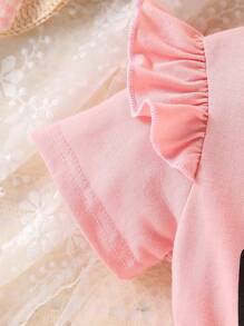 SHEIN 女婴花卉字母印花荷叶边短袖连体衣 - 粉色 - 查看 4