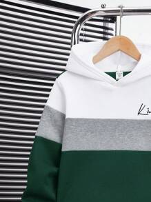 SHEIN Set de 2 piezas Sudadera con capucha y pantalón de chándal de parche para niños preadolescentes, conjunto de felpa gruesa, adecuado para viajes, escuela, casual, deportes y actividades de otoño/invierno - Verde Oscuro - Ver 8