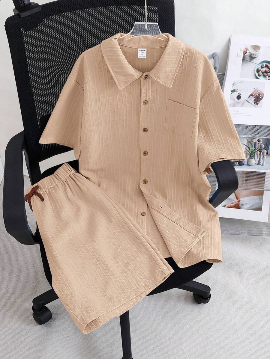 SHEIN 2pcs Teen Boy Casual Vacation Wave Pattern Loose Collar Short Sleeve Shirt And Shorts Set