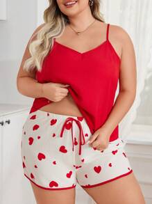 Conjunto de pijama de talla grande con camiseta de tirantes de unicolor y pantalones cortos con estampado de corazones